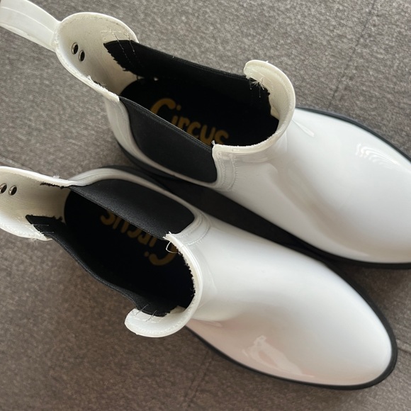SAM EDELMAN CIRCUS WHITE RAIN BOOTS/CHESNEY, WHITE (NEW) - Picture 3 of 7